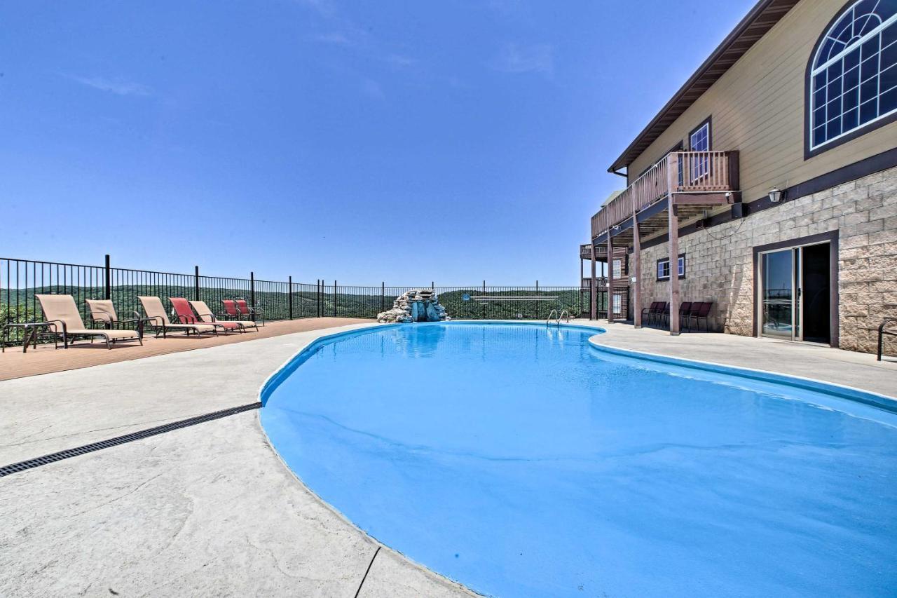 Luxe Branson Retreat With Mtn Views And Pool Access! Exterior foto
