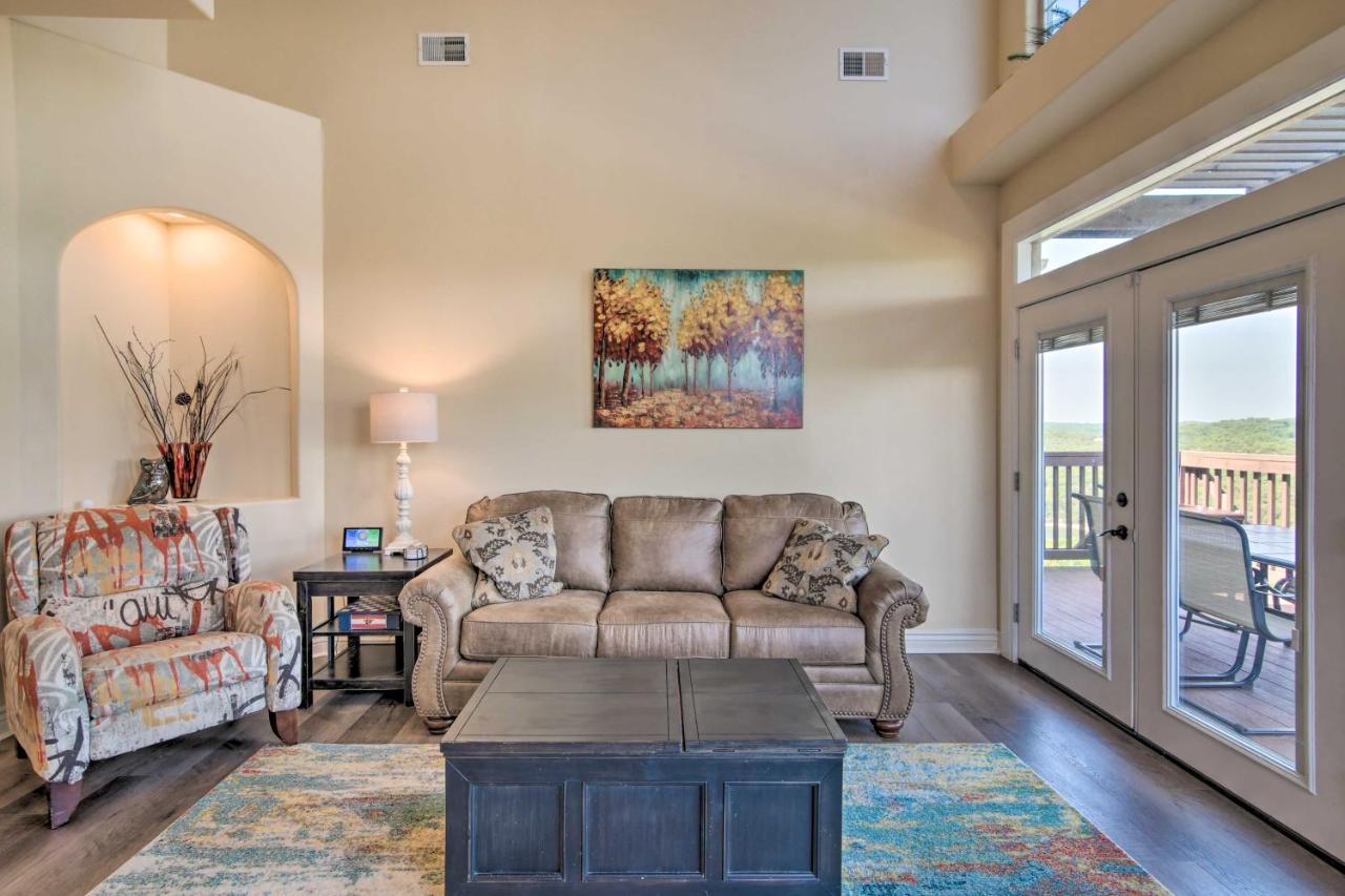 Luxe Branson Retreat With Mtn Views And Pool Access! Exterior foto