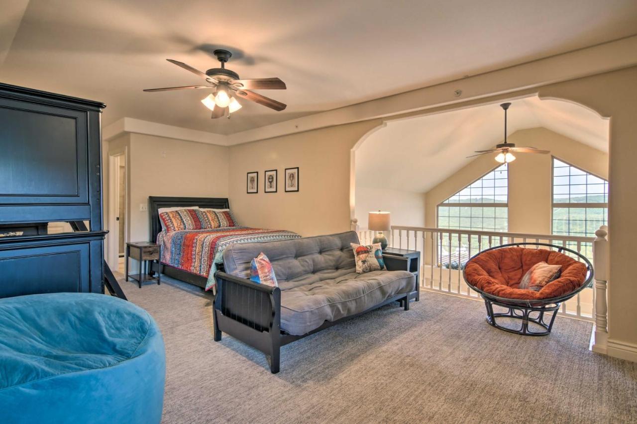 Luxe Branson Retreat With Mtn Views And Pool Access! Exterior foto
