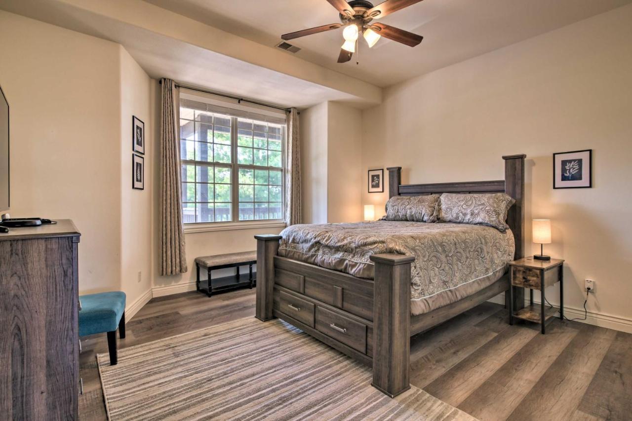 Luxe Branson Retreat With Mtn Views And Pool Access! Exterior foto