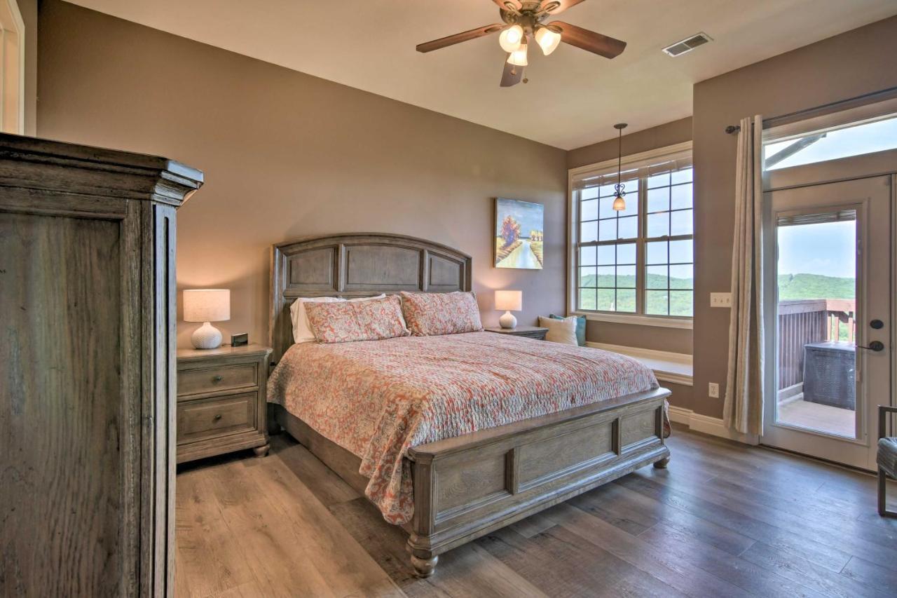 Luxe Branson Retreat With Mtn Views And Pool Access! Exterior foto